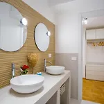 Elegantis Barberini Modern - Comfort In Charming District Lägenhet Rom